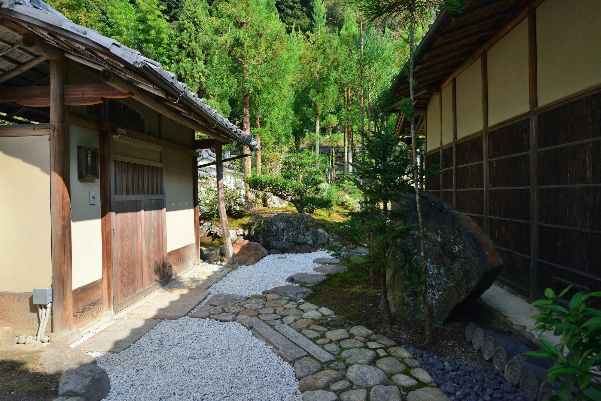 Aoi At Nanzenji Kan-un-an *